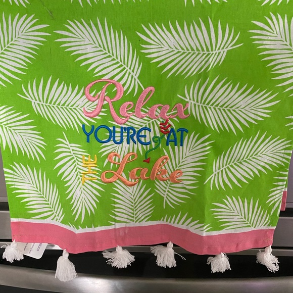 Embroidered Towel - Picture 3 of 5